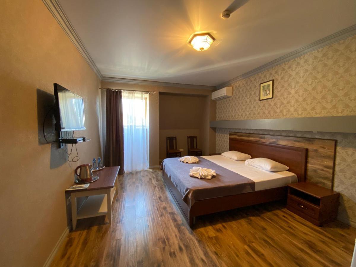 Spa Hotel Karakas Сухумі Екстер'єр фото