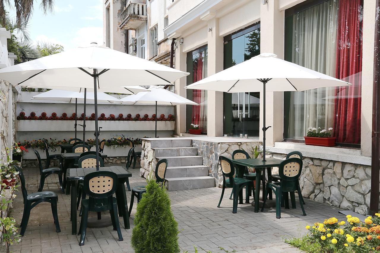 Spa Hotel Karakas Сухумі Екстер'єр фото
