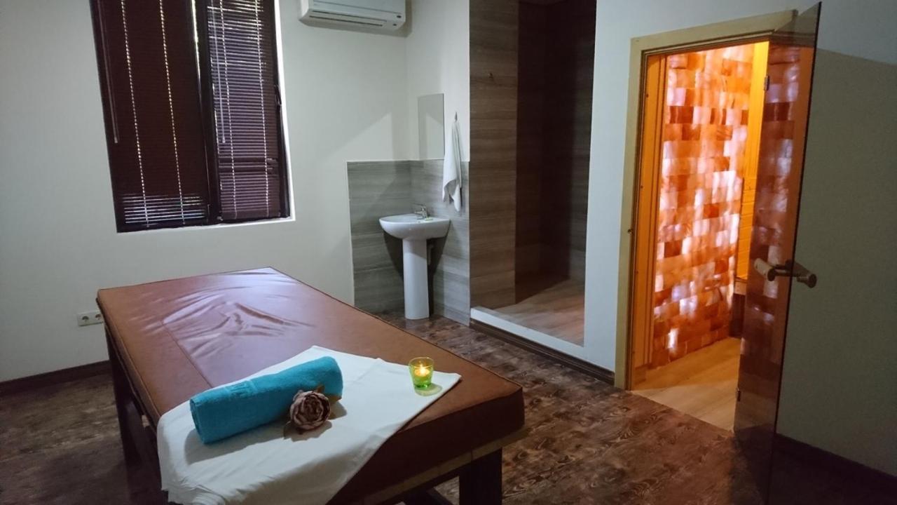 Spa Hotel Karakas Сухумі Екстер'єр фото